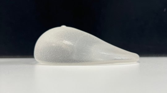 Implants LUNA xt™ de la marque GC Aesthetics®